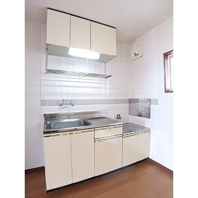 シャトレ仲 201【管理NO：1-004057801-02010】 ★家具家電は申し込み後に搬入します★の物件画像