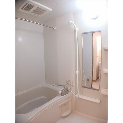 カーサ　セレーノ 105【管理NO：1-013868101-01050】 ★家具家電は申し込み後に搬入します★の物件画像