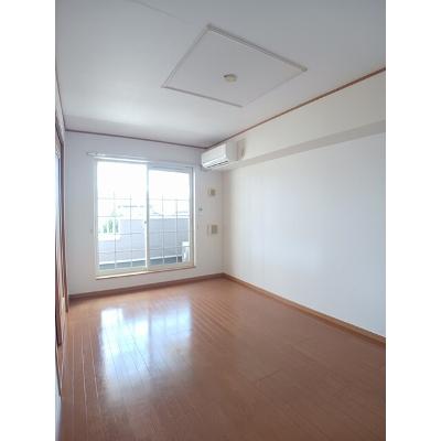 カーサ・アンソレイエ 204【管理NO：1-013692501-02040】 ★家具家電は申し込み後に搬入します★の物件画像