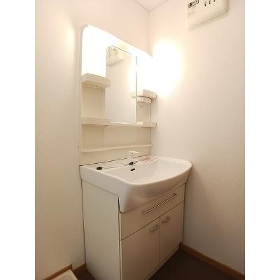 カーサ　セレノ 101【管理NO：1-013643801-01010】 ★家具家電は申し込み後に搬入します★の物件画像