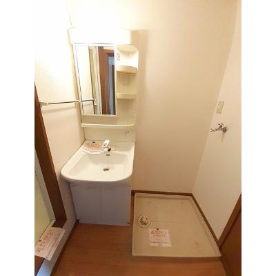 アヴェニール 204【管理NO：1-011096701-02040】 ★家具家電は申し込み後に搬入します★の物件画像