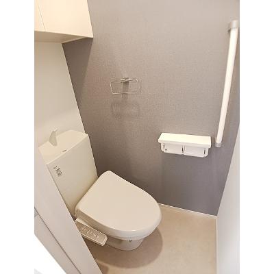 エターナリア 103【管理NO：1-028737801-01030】 ★家具家電は申し込み後に搬入します★の物件画像