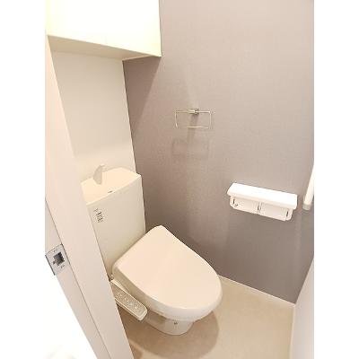 エターナリア 102【管理NO：1-028737801-01020】 ★家具家電は申し込み後に搬入します★の物件画像