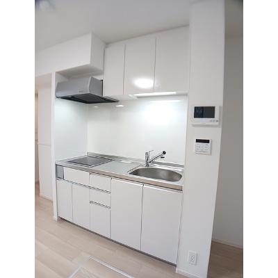 エターナリア 101【管理NO：1-028737801-01010】 ★家具家電は申し込み後に搬入します★の物件画像