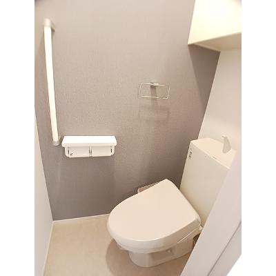 エターナリア 101【管理NO：1-028737801-01010】 ★家具家電は申し込み後に搬入します★の物件画像