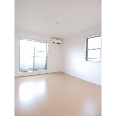 カレント　ヴィラ 201【管理NO：1-018190601-02010】 ★家具家電は申し込み後に搬入しますの物件画像