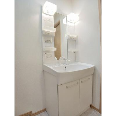 サンリット・ヴィラ 102【管理NO：1-015921001-01020】 ★家具家電は申し込み後に搬入します★の物件画像