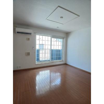 グロースコート 203【管理NO：1-013566301-02030】 ★家具家電は申し込み後に搬入します★の物件画像