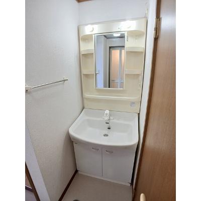 緑風館 104【管理NO：1-011083301-01040】 ★家具家電は申し込み後に搬入しますの物件画像