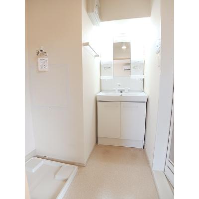 クラールｗａｔａｎａｂｅⅠ 303【管理NO：1-020520301-03030】 ★家具家電は申し込み後に搬入します★の物件画像