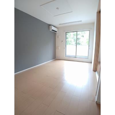 バービー・カール　Ｂ棟 203【管理NO：1-018588402-02030】 ★家具家電は申し込み後に搬入しますの物件画像