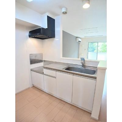 バービー・カール　Ｂ棟 203【管理NO：1-018588402-02030】 ★家具家電は申し込み後に搬入しますの物件画像