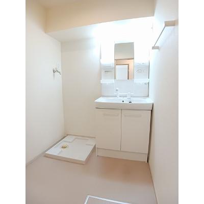 バービー・カール　Ｂ棟 203【管理NO：1-018588402-02030】 ★家具家電は申し込み後に搬入しますの物件画像