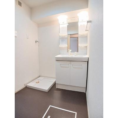 フォルムＭモデナ　Ⅲ 202【管理NO：1-018577002-02020】 ★家具家電は申し込み後に搬入しますの物件画像