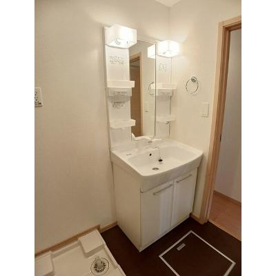 サンシャイン　Ｔ　Ｂ 201【管理NO：1-016972502-02010】 ★家具家電は申し込み後に搬入します★の物件画像