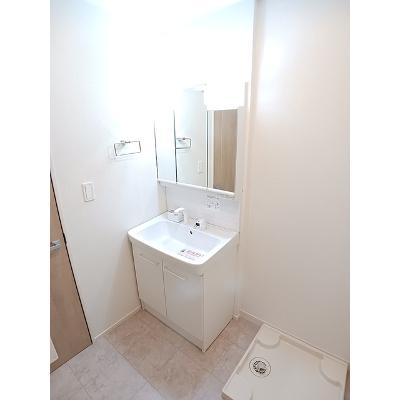 トランクワルＡ 103【管理NO：1-027079701-01030】 ★家具家電は申し込み後に搬入します★の物件画像