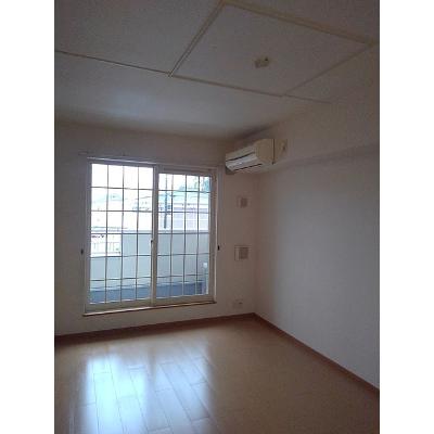 ペアセロベＥ 203【管理NO：1-014985401-02030】 ★家具家電は申し込み後に搬入します★ ★2026年08月下旬入居可能★の物件画像