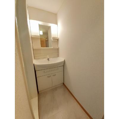 コピオーネＡ 102【管理NO：1-013872701-01020】 ★家具家電は申し込み後に搬入します★の物件画像