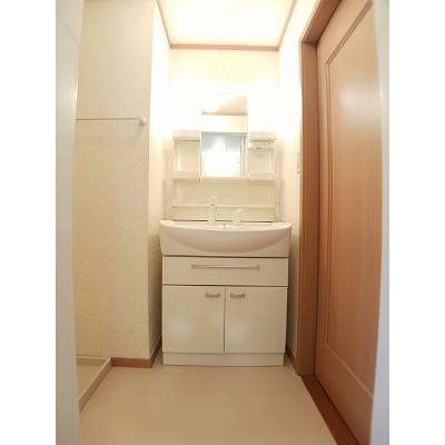 グリューンヴァルトＡ 202【管理NO：1-012613201-02020】 ★家具家電は申し込み後に搬入しますの物件画像