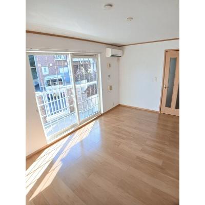 シェーンブルンＡ 102【管理NO：1-012609401-01020】 ★家具家電は申し込み後に搬入します 2026年07月上旬入居可能の物件画像