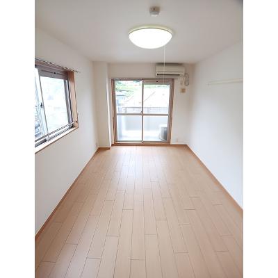 コリウス 301【管理NO：1-012395801-03010】 ★家具家電は申し込み後に搬入しますの物件画像