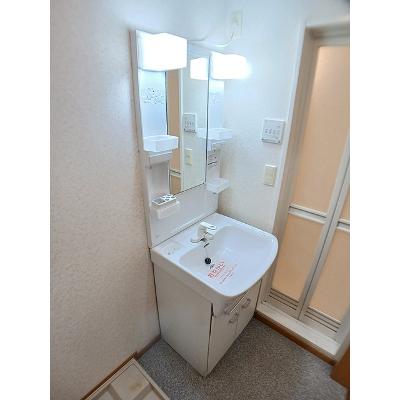 コリウス 301【管理NO：1-012395801-03010】 ★家具家電は申し込み後に搬入しますの物件画像
