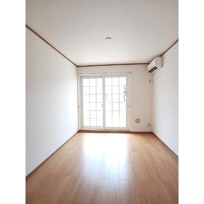 Ｃｒｅｓｔａｌｌ　Ｙａｈａｔａ 101【管理NO：1-011253501-01010】 ★家具家電は申し込み後に搬入します 2026年07月下旬入居可能の物件画像
