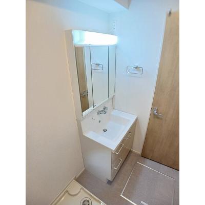 ラメール 101【管理NO：1-028480201-01010】 ★家具家電は申し込み後に搬入しますの物件画像