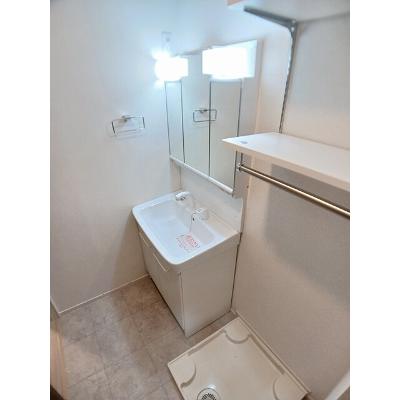 エスティタート　ブリランテ 102【管理NO：1-027133501-01020】 ★家具家電は申し込み後に搬入しますの物件画像