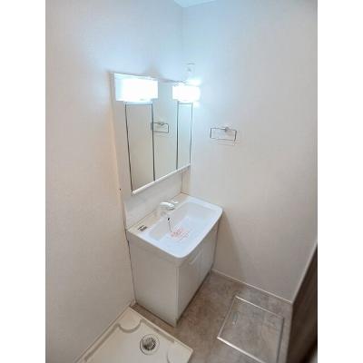 イコマ＆カドヤ 202【管理NO：1-026576601-02020】 ★家具家電は申し込み後に搬入しますの物件画像