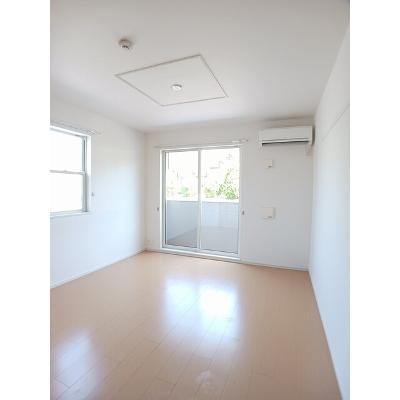 ブリーゼＡ 101【管理NO：1-017821301-01010】 ★家具家電は申し込み後に搬入します★の物件画像