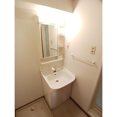 ボナール 104【管理NO：1-011208001-01040】 ★家具家電は申し込み後に搬入します★の物件画像