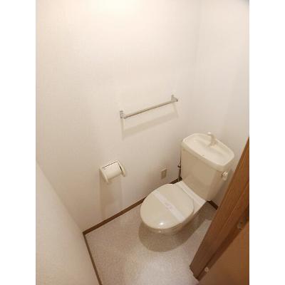 クィーンズコート 201【管理NO：1-007741401-02010】 ★家具家電は申し込み後に搬入しますの物件画像