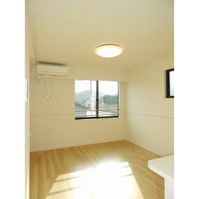 グランディ八重東 204【管理NO：1-026693401-02040】 ★家具家電は申し込み後に搬入します★の物件画像