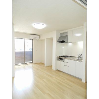 フィオーレ 104【管理NO：1-025896301-01040】 ★家具家電は申し込み後に搬入します★の物件画像