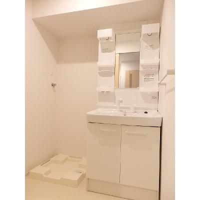 リバー　コルソ　アイ　Ⅲ 102【管理NO：1-021916002-01020】 ★家具家電は申し込み後に搬入しますの物件画像