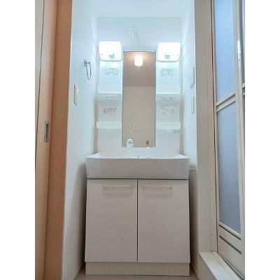 エテルノ　デーア　Ａ 103【管理NO：1-017656301-01030】 ★家具家電は申し込み後に搬入します★の物件画像