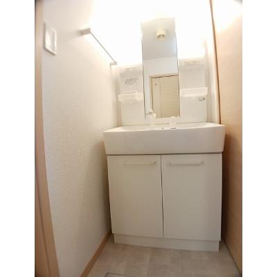 エテルノ・アロッジオ弐番館 203【管理NO：1-016587801-02030】 ★家具家電は申し込み後に搬入します★の物件画像