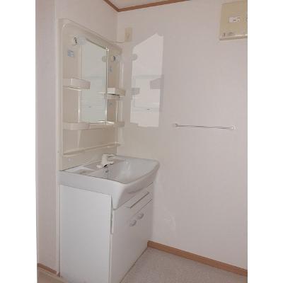 ラフィネ 202【管理NO：1-013369801-02020】 ★家具家電は申し込み後に搬入します★の物件画像