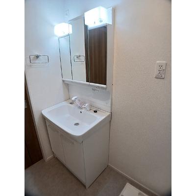 サンリットⅡ 202【管理NO：1-028286301-02020】 ★家具家電は申し込み後に搬入します★の物件画像