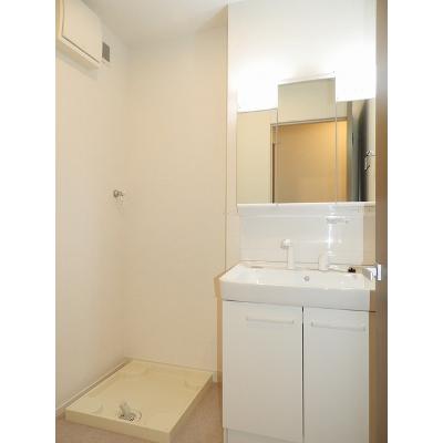 ジュネス　神主 201【管理NO：1-026219301-02010】 ★家具家電は申し込み後に搬入しますの物件画像