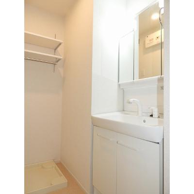 ユーキー１ 101【管理NO：1-025451001-01010】 ★家具家電は申し込み後に搬入します★の物件画像