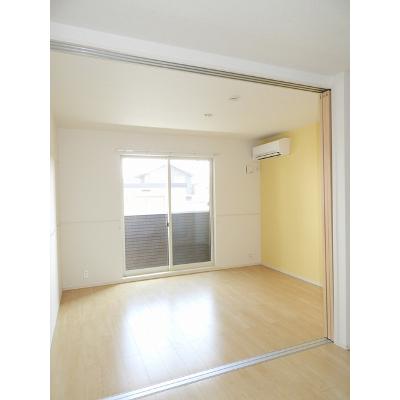 ウッドスプリング千代田Ａ 102【管理NO：1-024995401-01020】 ★家具家電は申し込み後に搬入します★の物件画像