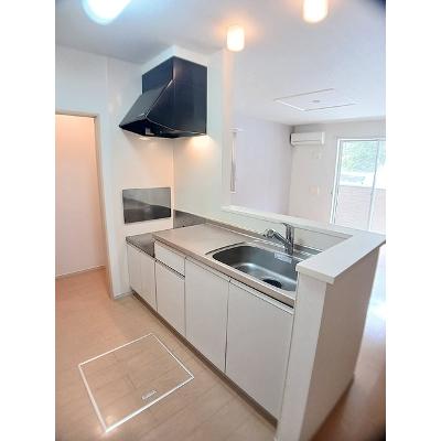 フォレスト　光　Ⅱ 103【管理NO：1-018368502-01030】 ★家具家電は申し込み後に搬入します★の物件画像