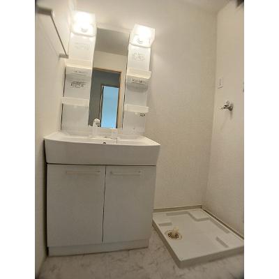 フォレスト　光　Ⅱ 103【管理NO：1-018368502-01030】 ★家具家電は申し込み後に搬入します★の物件画像