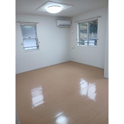 クリアネス　弐番館 201【管理NO：1-017898002-02010】 ★家具家電は申し込み後に搬入します★の物件画像