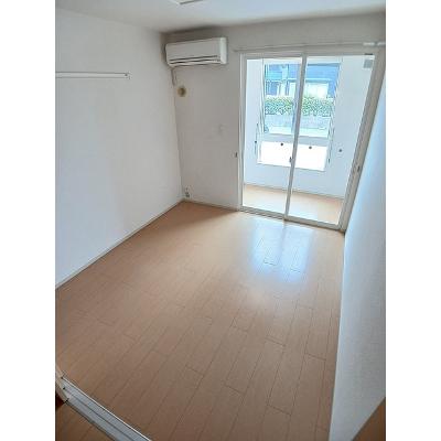 リバーサイド．ＭⅡ 102【管理NO：1-017679201-01020】 ★家具家電は申し込み後に搬入しますの物件画像
