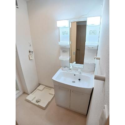 リバーサイド．ＭⅡ 102【管理NO：1-017679201-01020】 ★家具家電は申し込み後に搬入しますの物件画像