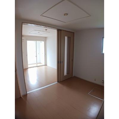 リバーサイド．ＭⅡ 101【管理NO：1-017679201-01010】 ★家具家電は申し込み後に搬入しますの物件画像