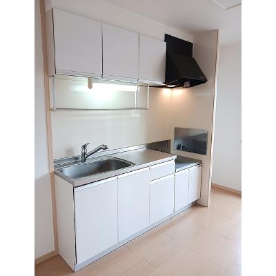シャン・ド・フルール 202【管理NO：1-016367601-02020】 ★家具家電は申し込み後に搬入します★の物件画像